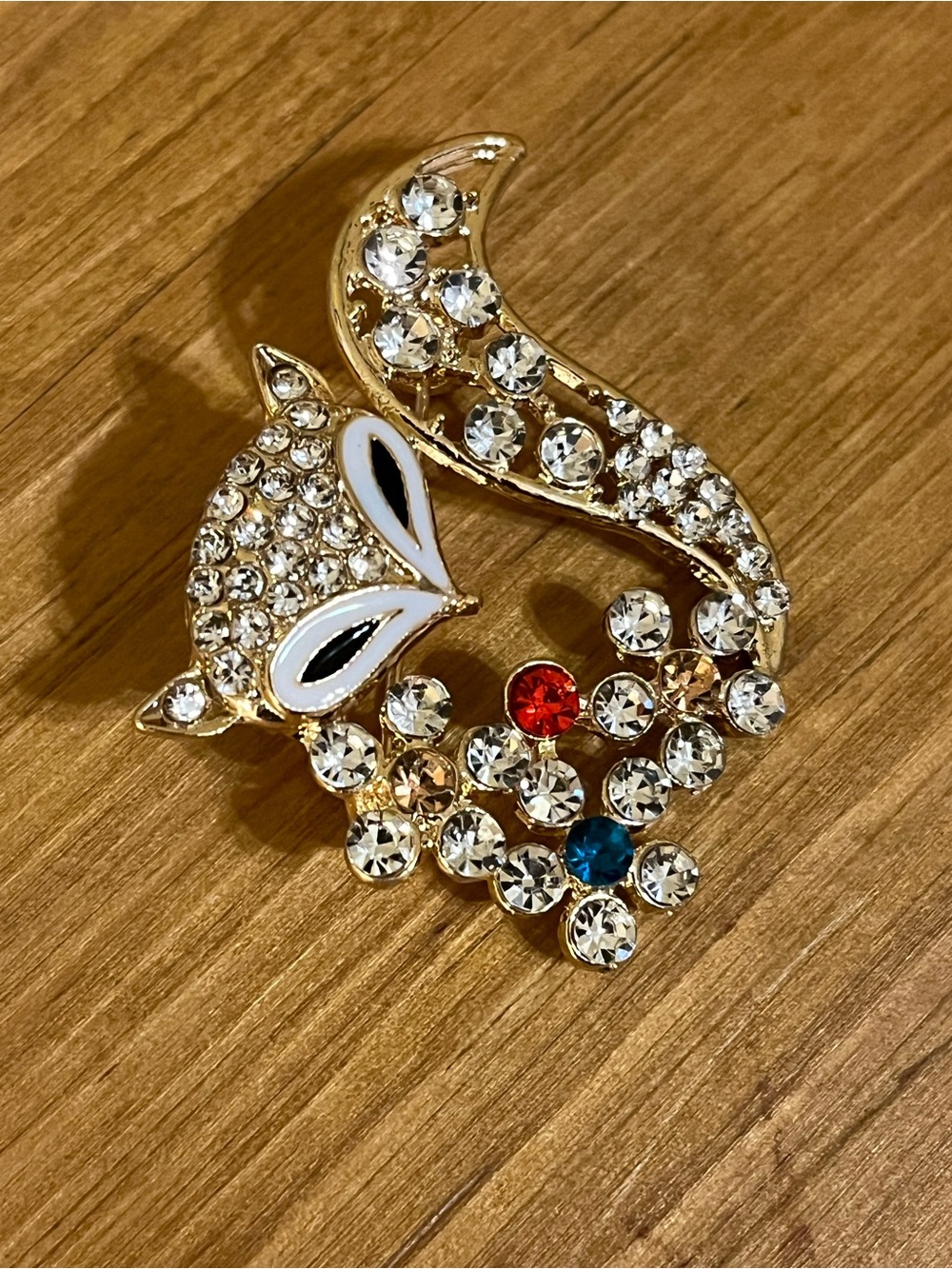 Fox brooch on gold tone with clear red blue yellow rhinestones 1 1/2 “